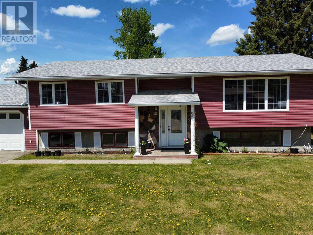 401 7 Avenue, Fox Creek, AB T0H1P0