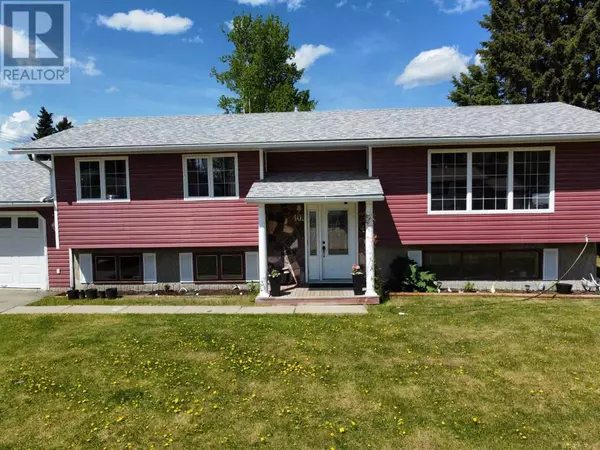401 7 Avenue, Fox Creek, AB T0H1P0