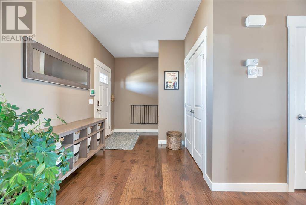 Chestermere, AB T1X0N4,300 Rainbow Falls Green