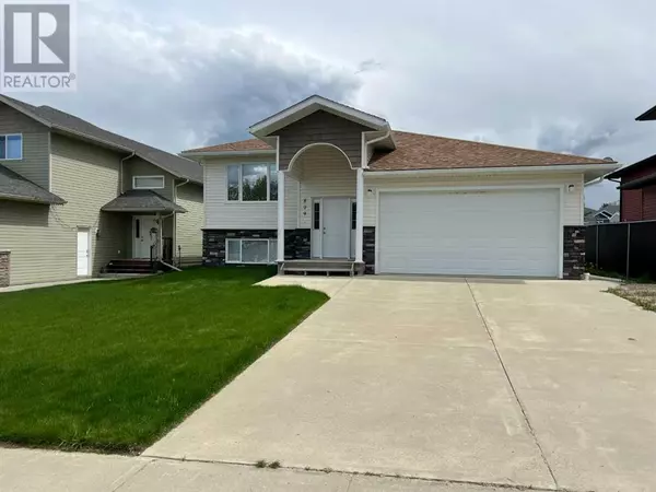 809 10 Street, Fox Creek, AB T0H1P0