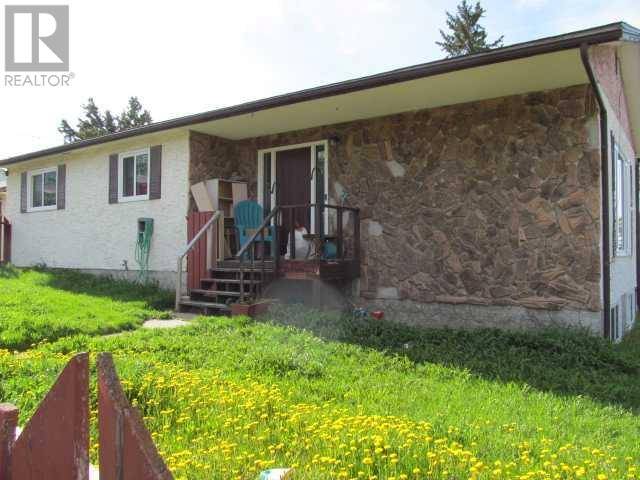 5037 52 Street, Rocky Mountain House, AB T4T1A5