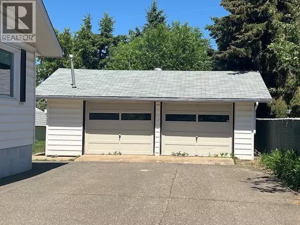 Wainwright, AB T9W1J8,1030 15 Avenue