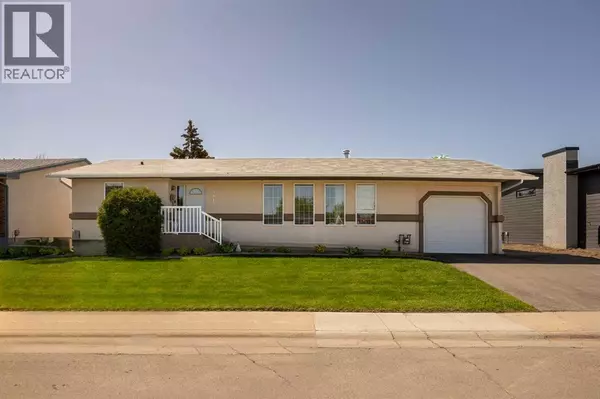 4612 50 Avenue, Taber, AB T1G1G3
