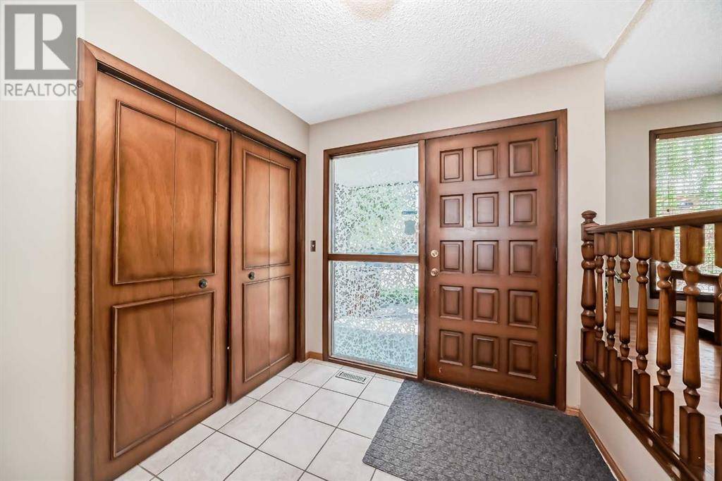 Calgary, AB T1Y4M5,175 Templewood Drive NE