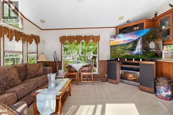 Ardley, AB T0M0V0,22 Main Street