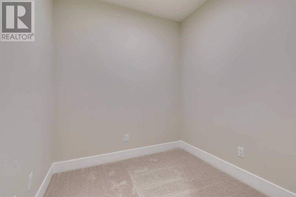 Calgary, AB T3E2L4,115, 330 Dieppe Drive SW