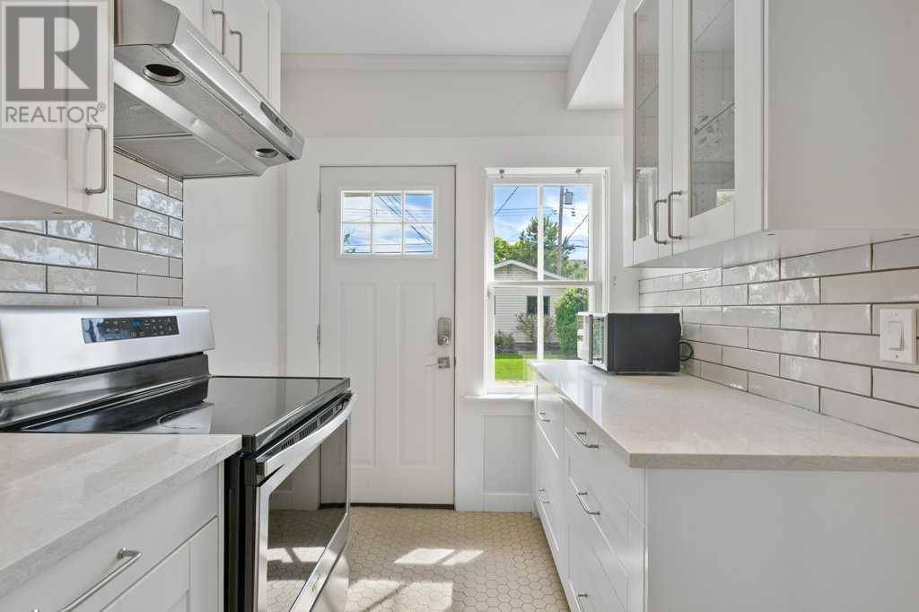 Calgary, AB T2M0C6,219 12 Avenue NW