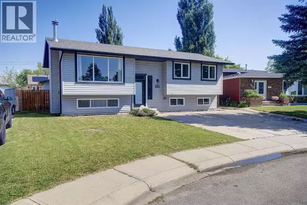 526 50A Avenue W, Claresholm, AB T0L0T0