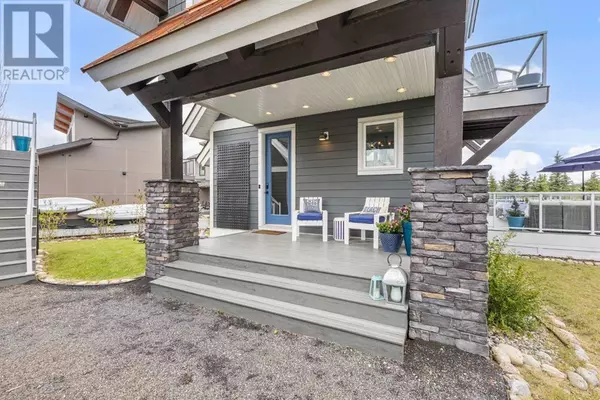 Rural Rocky View County, AB T4C1C3,332 Cottageclub Way