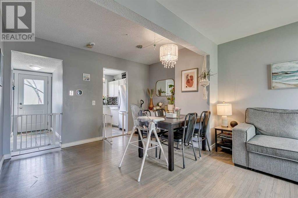 Calgary, AB T2K1B8,12, 6440 4 Street NW