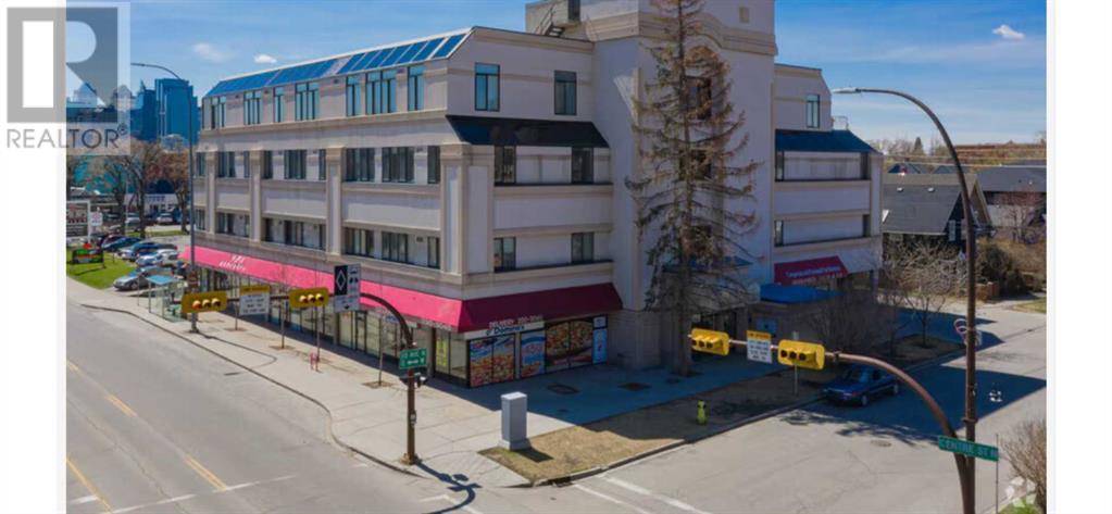15, 1015 Centre Street NW, Calgary, AB T2E2P8