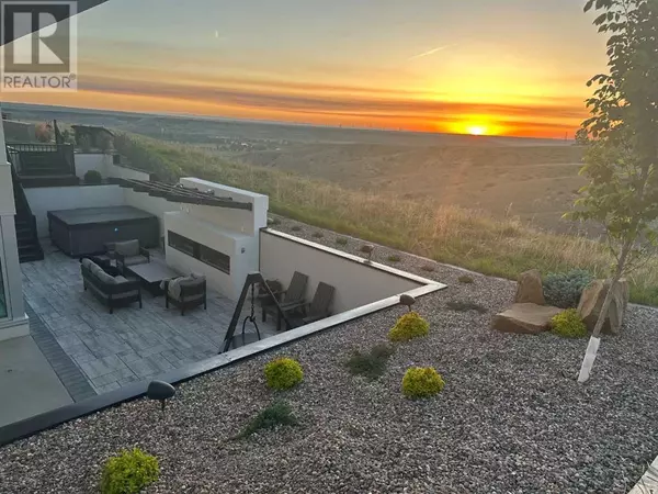 Rural Lethbridge County, AB T1J5R8,403 Meadow Lark Drive