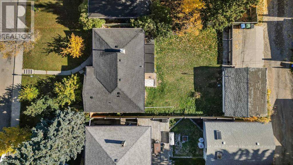 Calgary, AB T3E4R4,3243 Kenmare Crescent SW