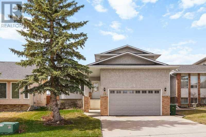 Calgary, AB T3A4G7,23 Edgepark Way NW