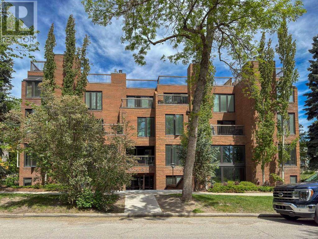 201, 350 4 Avenue NE, Calgary, AB T2E0J3