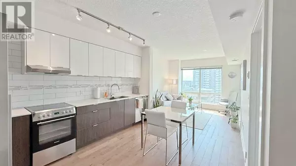 Calgary, AB T2P1J3,1909, 930 6 Avenue SW