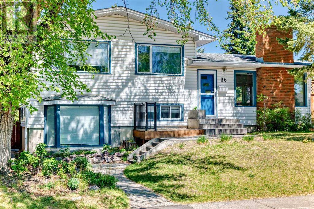 36 Hooke Road SW, Calgary, AB T2V3K5