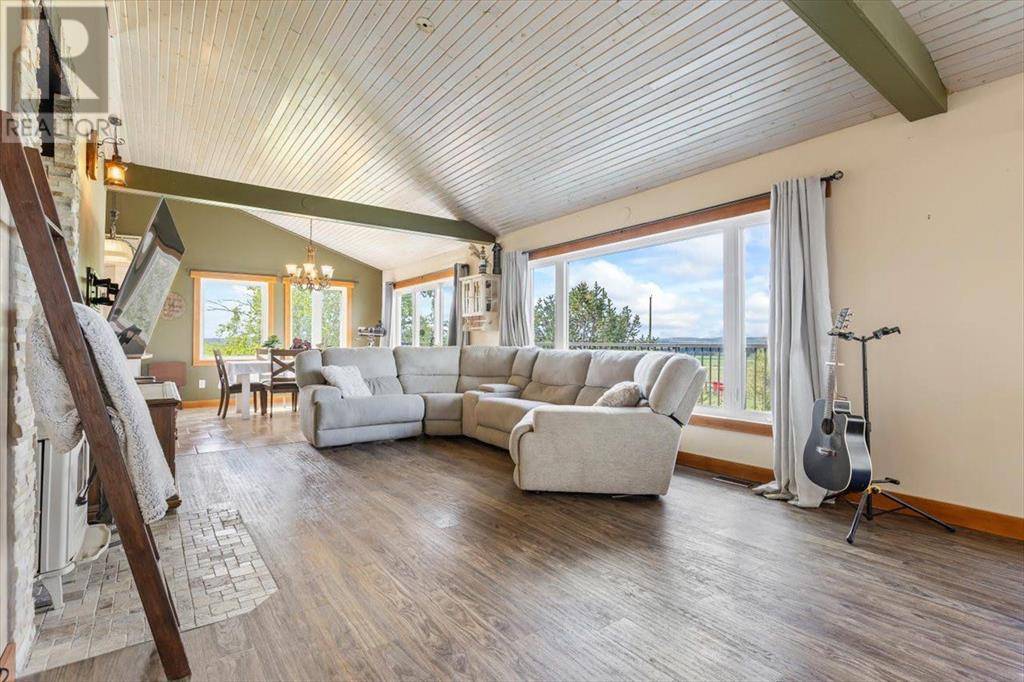 Rural Foothills County, AB T1S3H3,144028 Highway 549  W