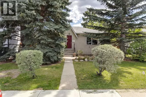 2009 22 Avenue NW, Calgary, AB T2M1S1