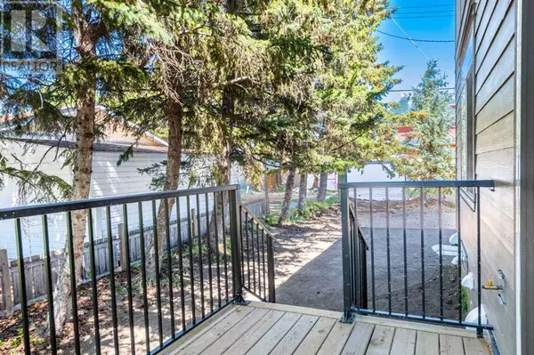 Carstairs, AB T0M0N0,1120 IDAHO Street S