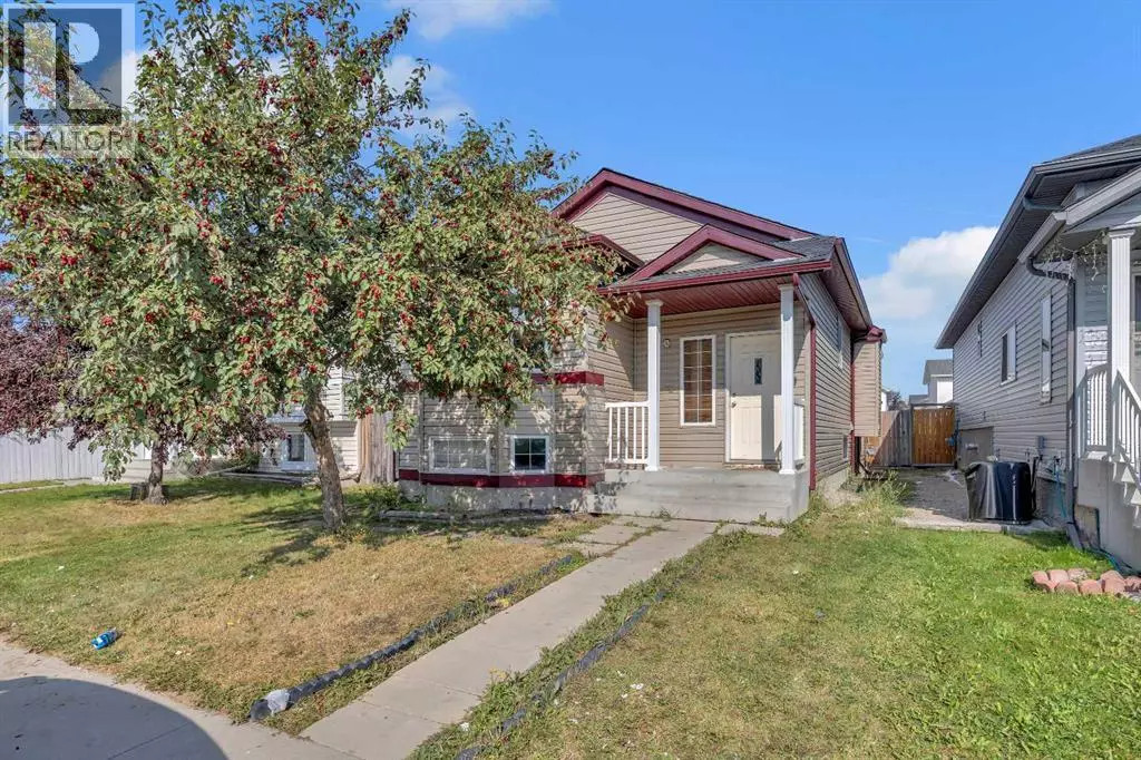 Calgary, AB T3J4L5,231 Martinvalley Crescent NE