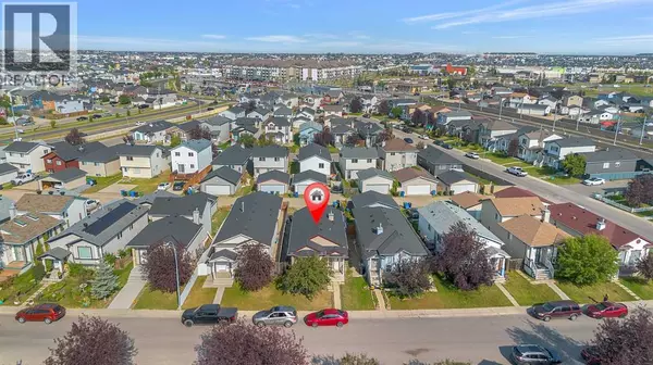 Calgary, AB T3J4L5,231 Martinvalley Crescent NE