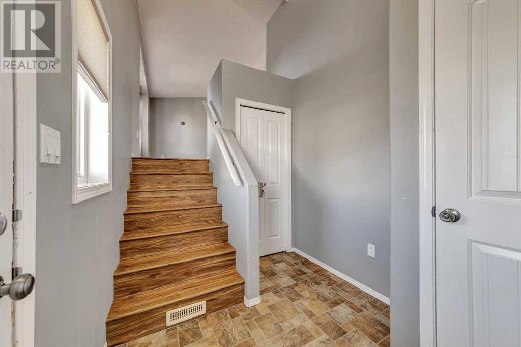 Lloydminster, SK S9V1S5,4400B 32 Street