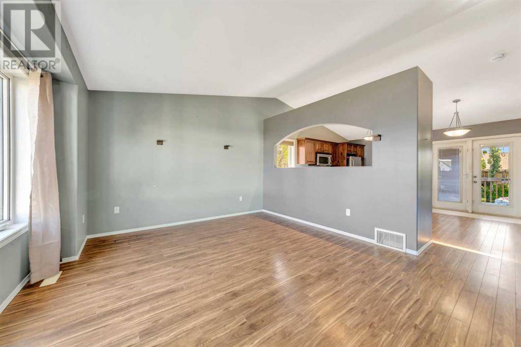 Lloydminster, SK S9V1S5,4400B 32 Street