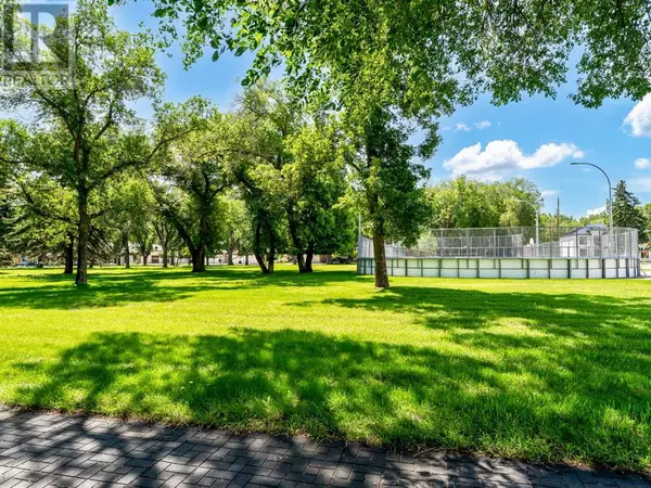 Medicine Hat, AB T1A6J3,170 2 Street NW