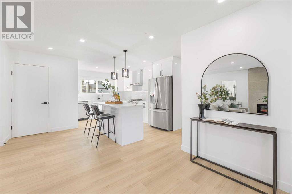Calgary, AB T2W2J8,471 Cedarpark Drive SW