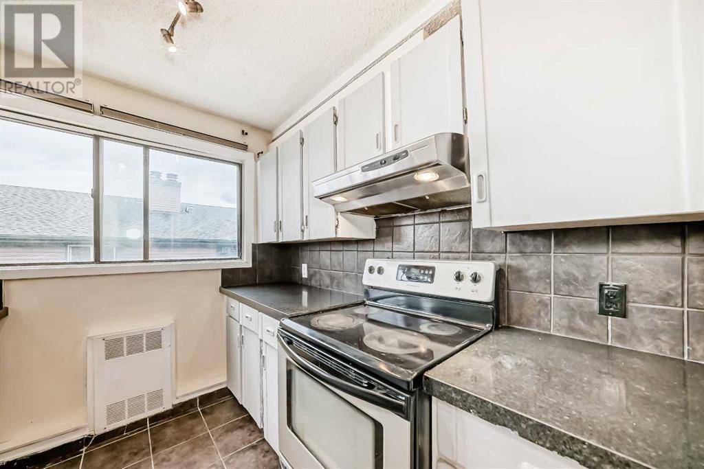 Calgary, AB T2T5S3,29, 2400 15 Street SW