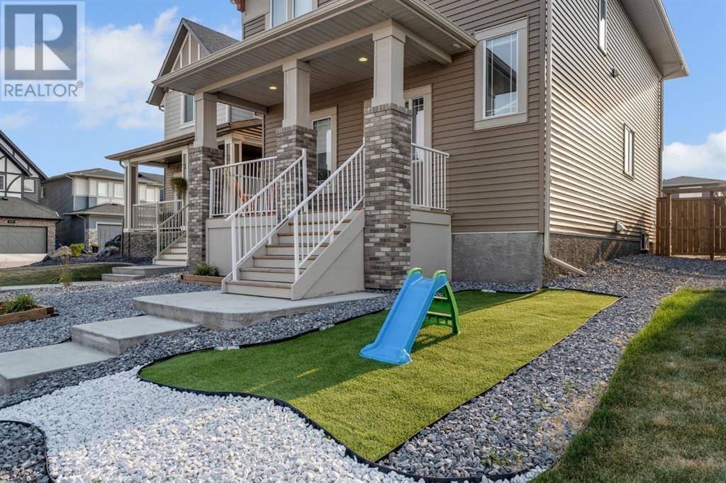 Airdrie, AB T4B5G1,649 Reynolds Crescent SW