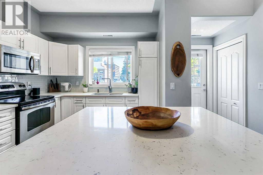 Calgary, AB T2T3L6,2, 1720 11 Street SW