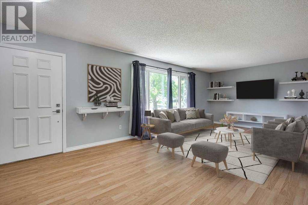 Ponoka, AB T4J1L1,6004 54 Avenue