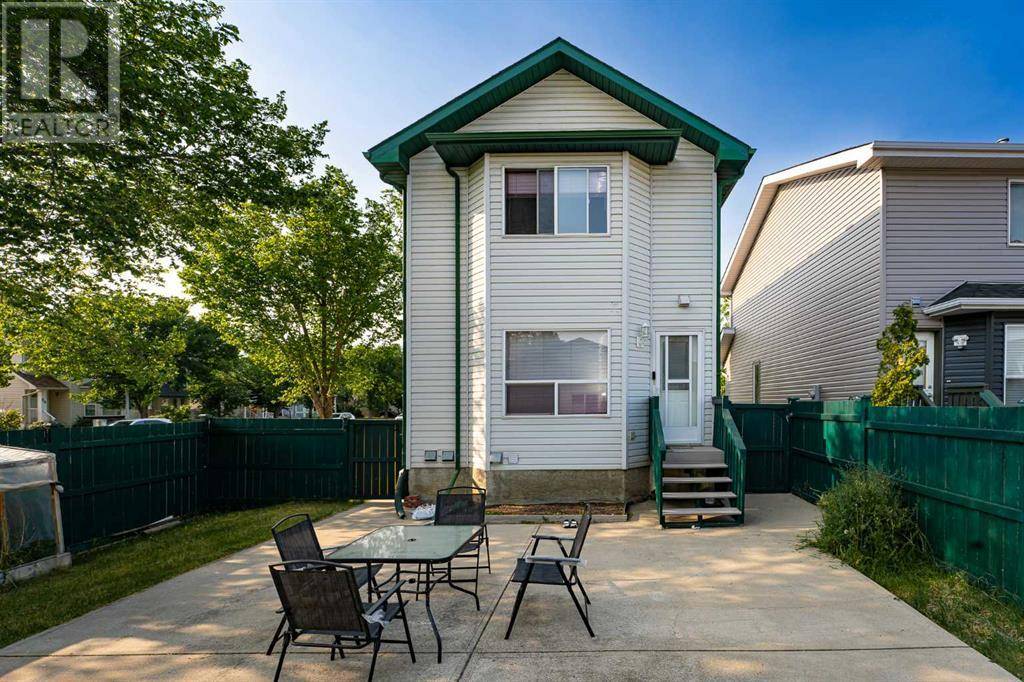 Calgary, AB T3J3V6,148 Tarington Park NE