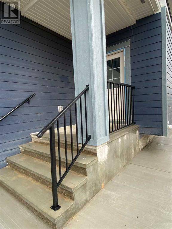 Carstairs, AB T0M0N0,729 MANDALAY Avenue NW