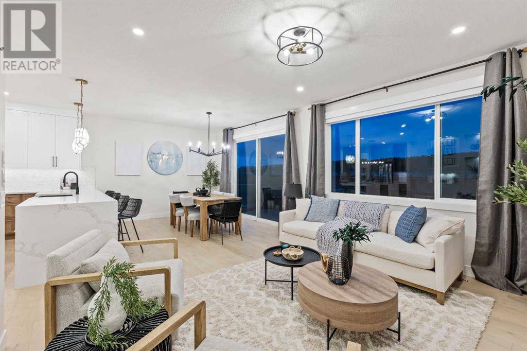 164 Vantage Drive, Cochrane, AB T4C3G3