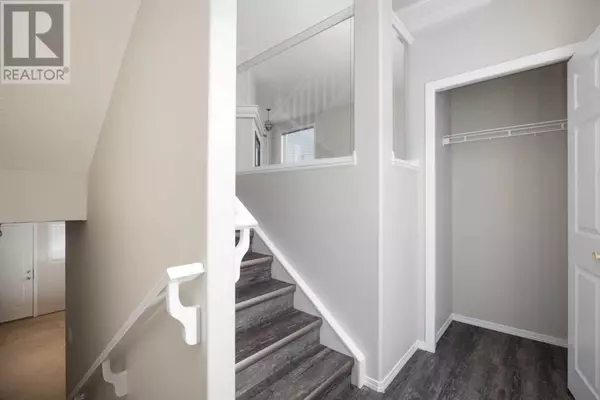 Fort Mcmurray, AB T9K0A2,402, 104 Loutit Road