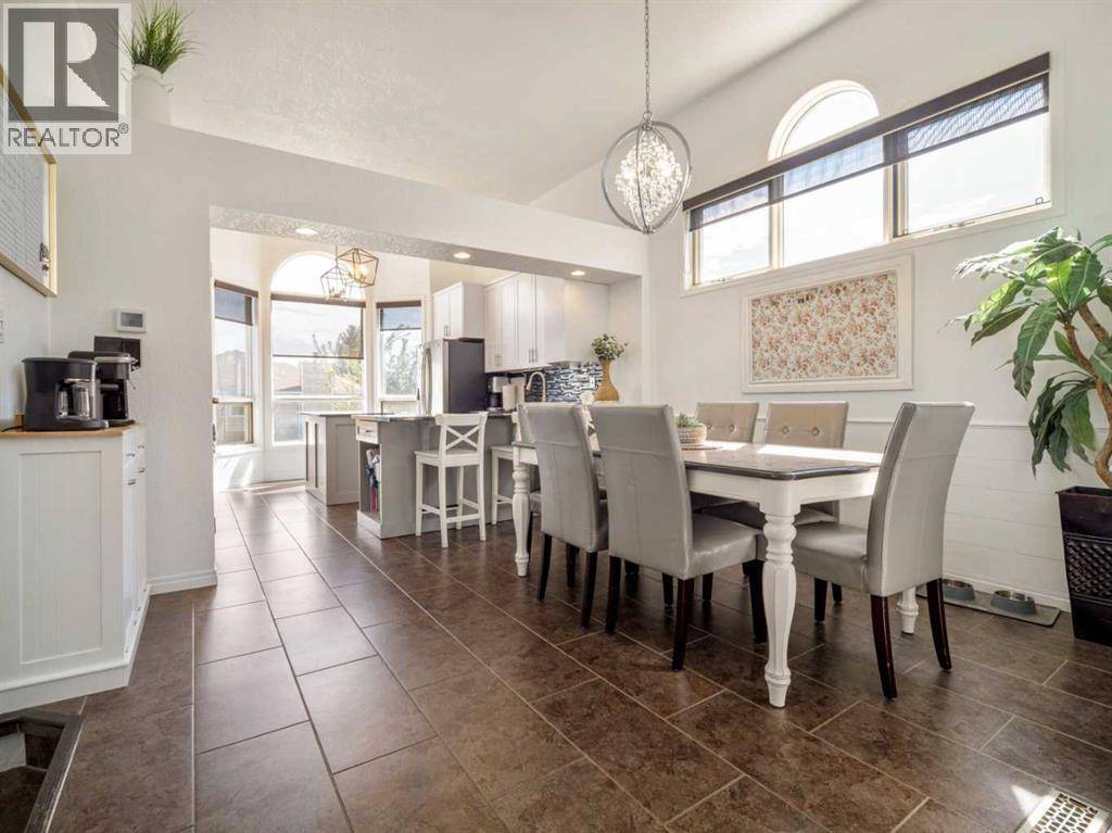 Lethbridge, AB T1K6A1,38 Edgewood Place W
