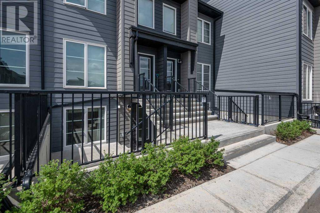 108, 260 Rowley Way NW, Calgary, AB T3L0H5