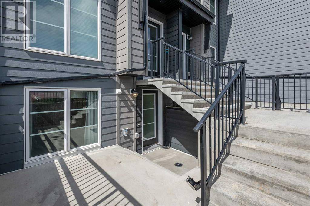 Calgary, AB T3L0H5,108, 260 Rowley Way NW