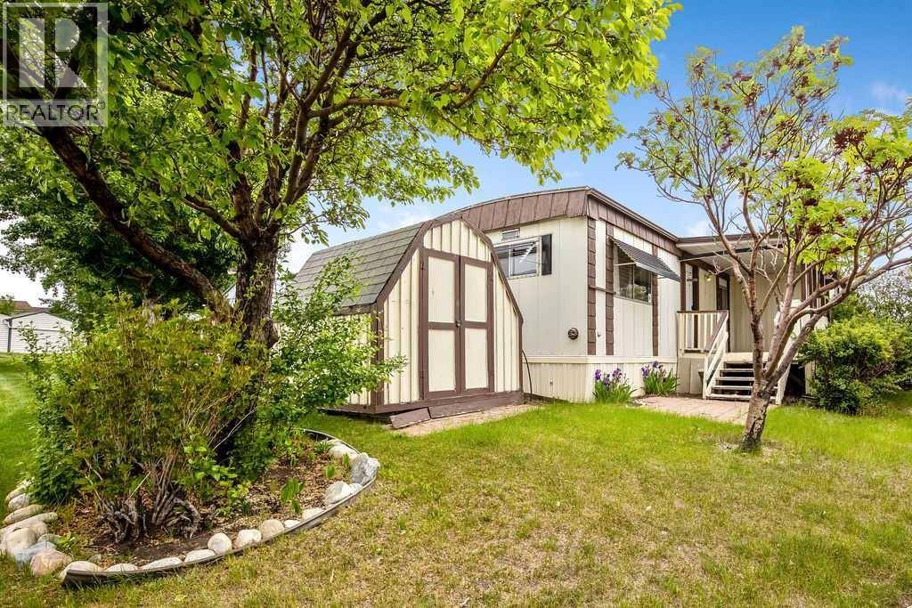 Calgary, AB T3G4E4,166, 99 Arbour Lake Road NW