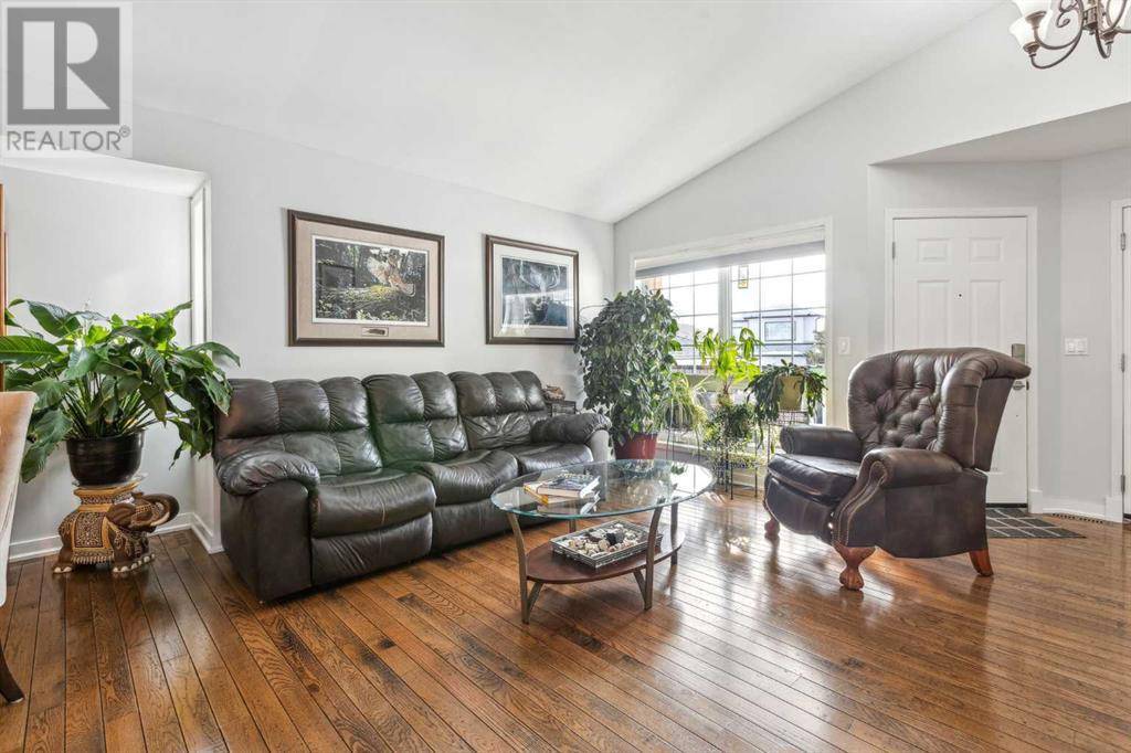 Calgary, AB T3G4A8,71 Arbour Wood Close NW
