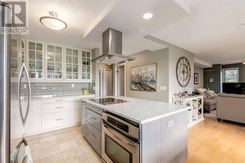 Calgary, AB T2E5A6,304, 320 Meredith Road NE