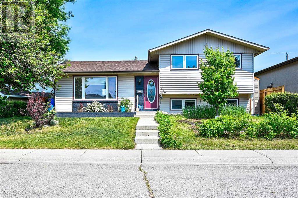 416 Penbrooke Crescent SE, Calgary, AB T2A3T7