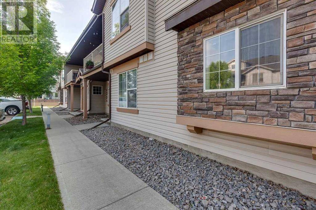 Red Deer, AB T4P0H8,916, 31 Jamieson Avenue