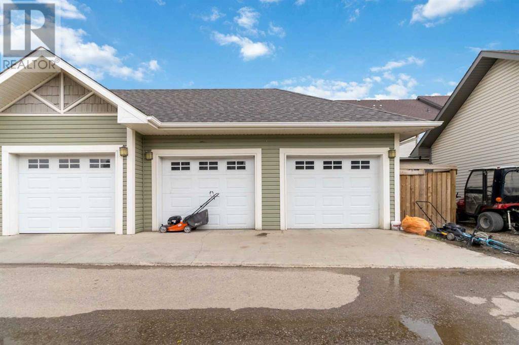 Fort Mcmurray, AB T9K0S5,110 Merganser Crescent