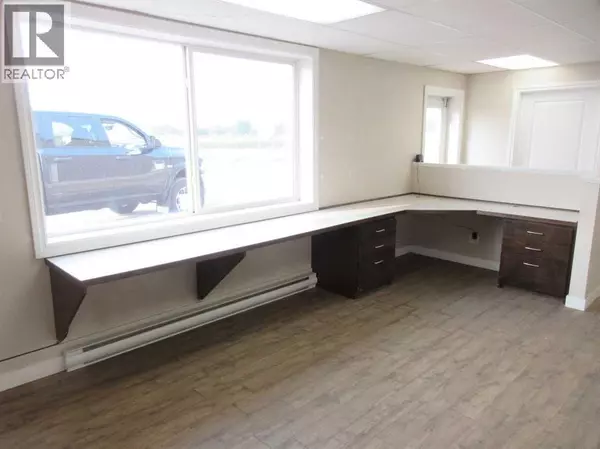 Taber, AB T1G2C8,170024 Twp Rd 95AA