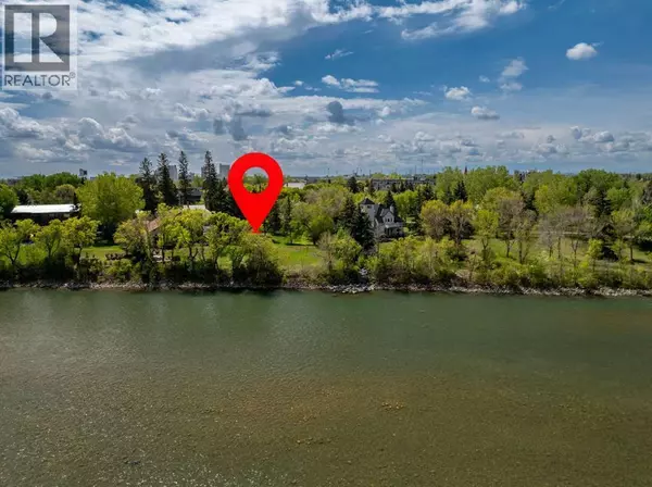 10 Major Stewart Lane SE, Calgary, AB T2G5R6