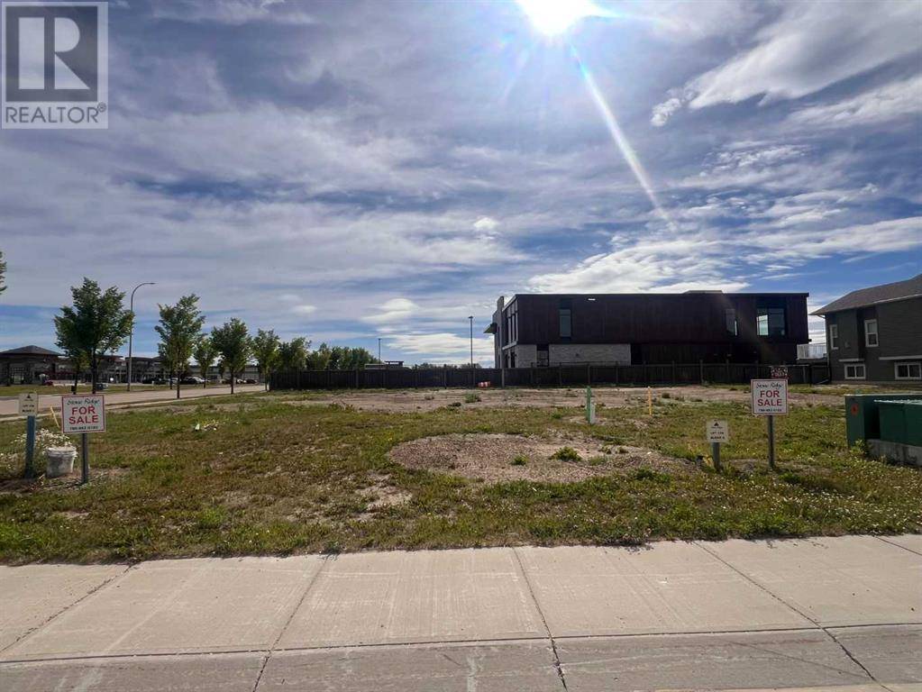 Grande Prairie, AB T8W0L5,6625 & 6629 105A Street
